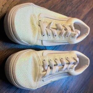 Kids stylish comfortable sparkly shoes